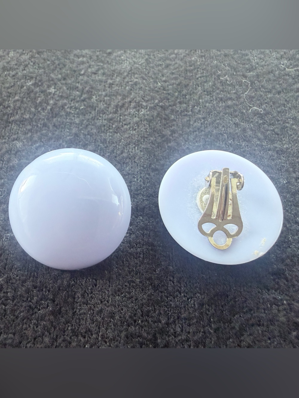 Round light purple Clip-On Earrings - 60s